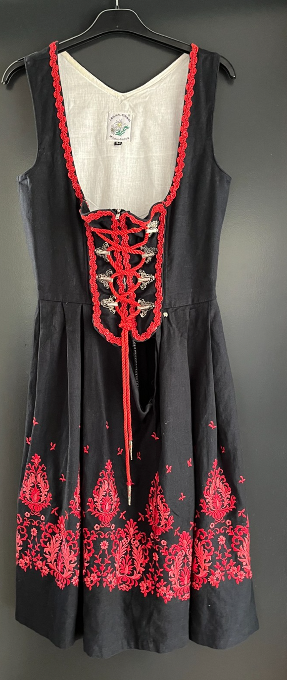 Damen Trachten Dirndl ärmellos Schwarz mit roter Stickerei ca. Gr. 34 v. Steindl