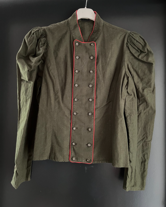 Damen Trachten Bluse grün Knöpfe Gr. 40 v. Alpen Trachten C&A