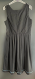 Damen Trachten Dirndl ärmellos Schwarz, blau/grün Borte ca. Gr. 42