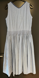 Damen Trachten Dirndl ärmellos Blau, Weiß gemustert ca. Gr. 40