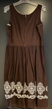 Damen Trachten Dirndl ärmellos Braun mit Stickerei ca. Gr. 40