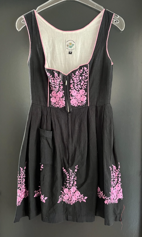 Damen Trachten Dirndl ärmellos schwarz mit lila Stickerei ca. Gr. 36 v. Steindl