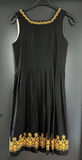 Damen Trachten Dirndl ärmellos schwarz mit Stickerei ca. Gr. 40 v. Wachter