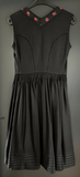 Damen Trachten Dirndl ärmellos Schwarz mit Blumenmuster ca. Gr. 40