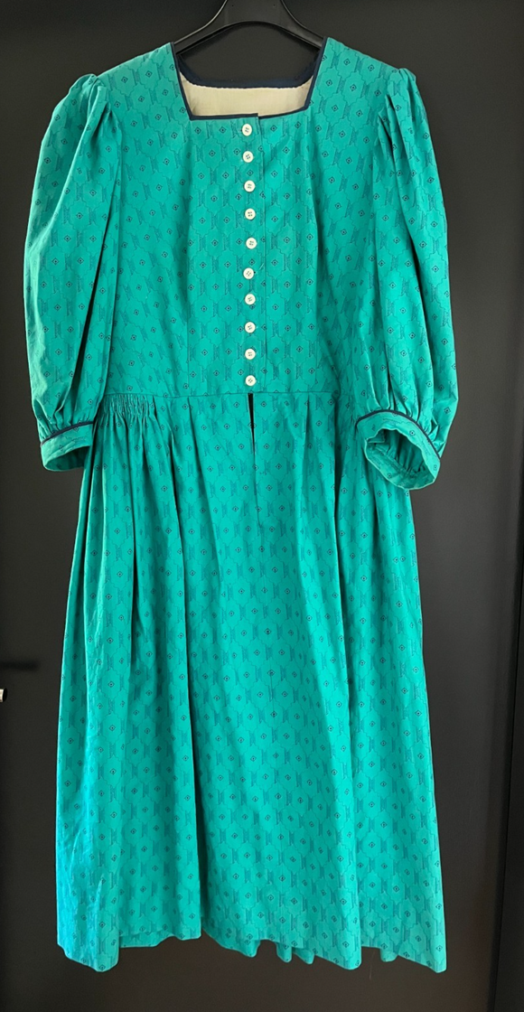 Damen Trachten Dirndl 3/4-Arm grün, blau gemustert ca. Gr. 42