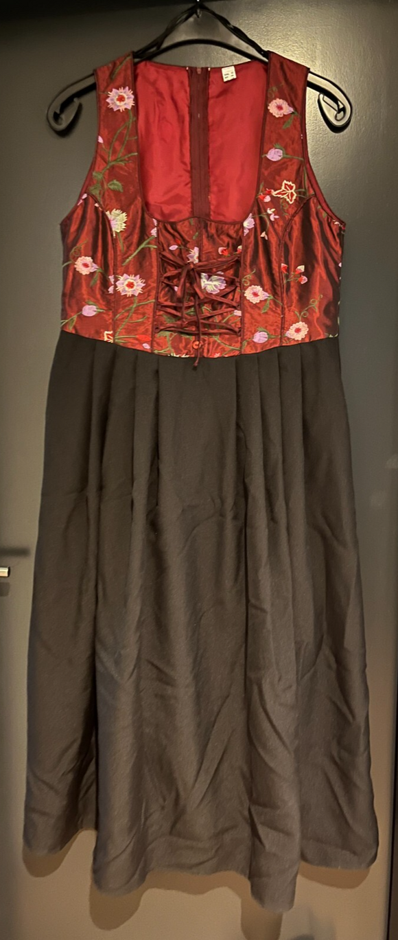 Damen Trachten Dirndl ärmellos schwarz rot gemustert Gr. 42