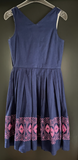 Damen Trachten Dirndl ärmellos Blau, Rosa Stickerei Gr. 38 v. Steindl