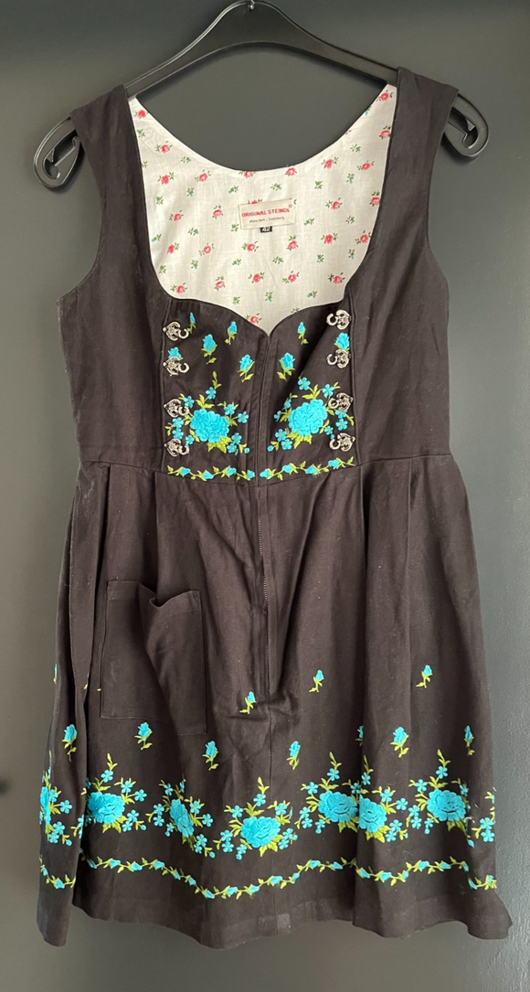 Damen Trachten Dirndl ärmellos schwarz, blau-grüne Stickerei Gr. 42 v. Steindl