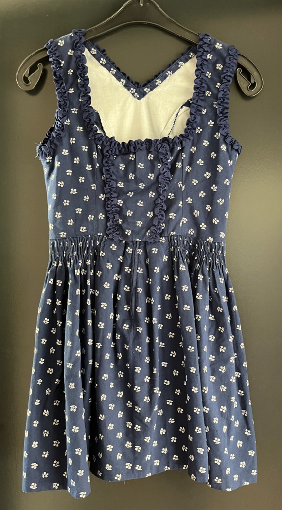 Damen Trachten Dirndl ärmellos blau weiß gemustert ca. Gr. 38