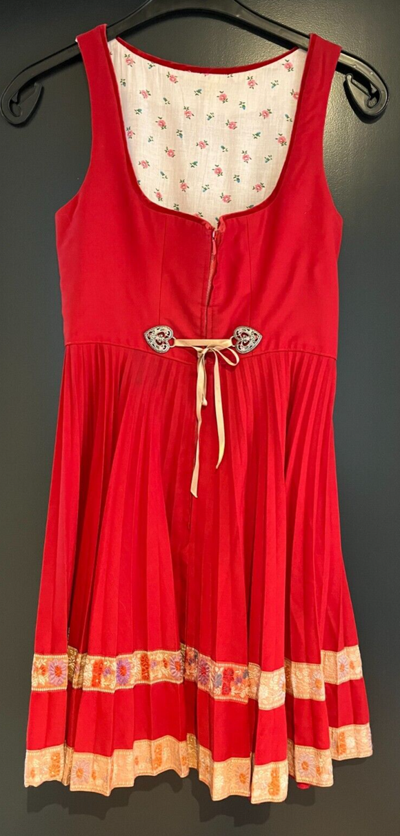 Damen Trachten Dirndl ärmellos Rot Gr. 36