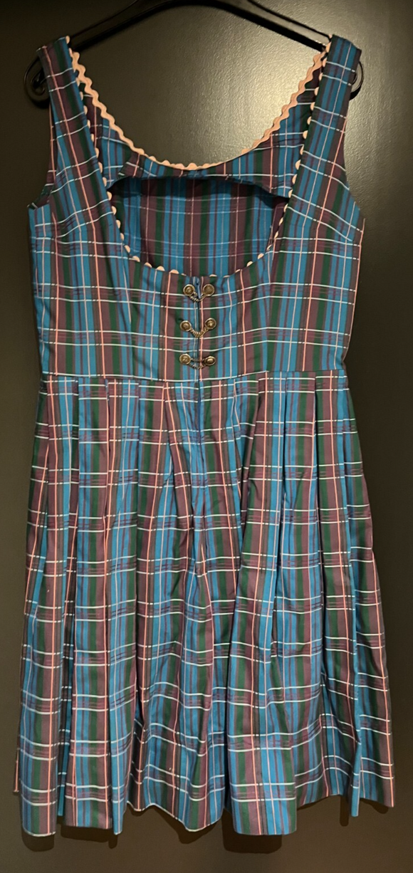 Damen Trachten Dirndl ärmellos mehrfarbig gemustert ca. Gr. 40