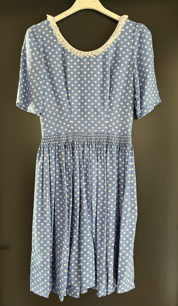 Damen Trachten Dirndl/Kleid kurzarm Hellblau, Weiß gemustert ca. Gr. 34