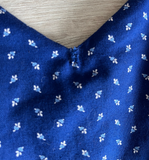 Damen Trachten Dirndl ärmellos blau weiß gemustert ca. Gr. 40