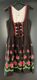 Damen Trachten Dirndl ärmellos schwarz mit Blumenstickerei ca. Gr. 38 v. Steindl