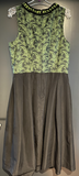 Damen Trachten Dirndl ärmellos Schwarz, Grün gemustert Gr. 42 v. Tramontana