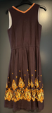 Damen Trachten Dirndl ärmellos Braun mit Oranger Stickerei ca. Gr. 34 v. Steindl