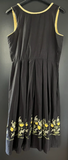 Damen Trachten Dirndl ärmellos schwarz gelb Stickerei Gr. 42 v. Skandal