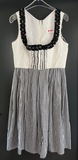 Damen Trachten Dirndl ärmellos weiß, blau gemustert ca. Gr. 40 v. Festa