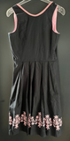 Damen Trachten Dirndl ärmellos Schwarz, Rosa Stickerei Gr. 36 v. Skandal
