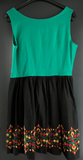 Damen Trachten Dirndl ärmellos Grün, Schwarz mit Stickerei ca. Gr. 44