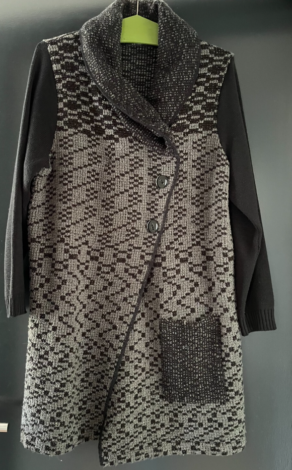 Damen Trachten Janker/Jacke schwarz-grau ca. Gr. 38 v. Knithouse