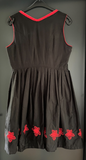 Damen Trachten Dirndl ärmellos schwarz, rote Stickerei ca. Gr. 44 v. Dirndl.com