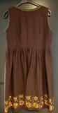 Damen Trachten Dirndl ärmellos Braun mit Stickerei ca. Gr. 46