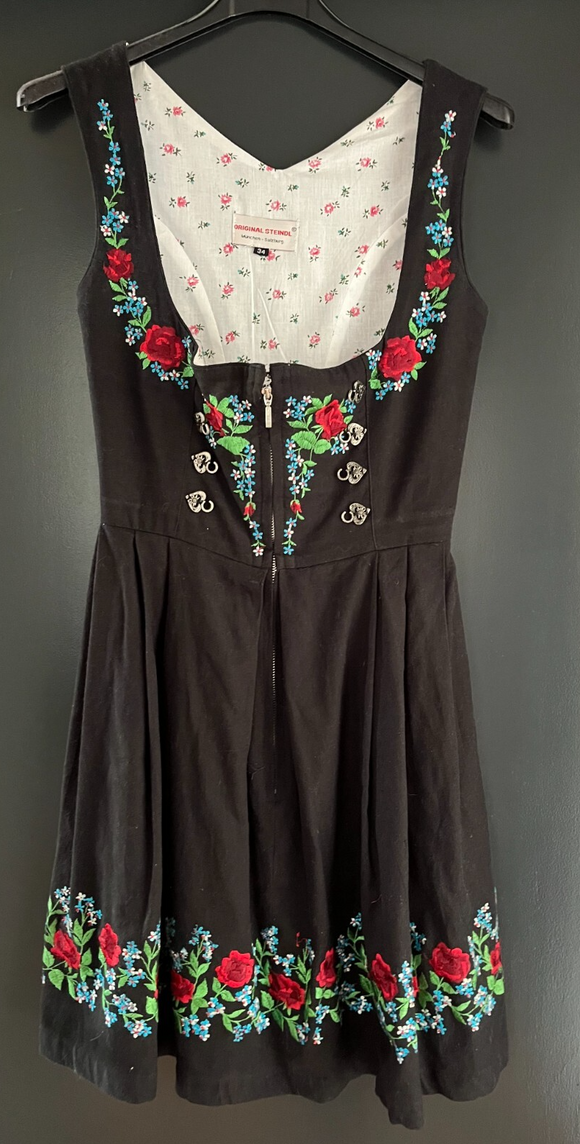 Damen Trachten Dirndl ärmellos schwarz mit Stickerei Gr. 34 v. Orig. Steindl