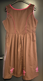 Damen Trachten Dirndl ärmellos Braun, Rosa Stickerei Gr. 46 v. Gaudi Leathers
