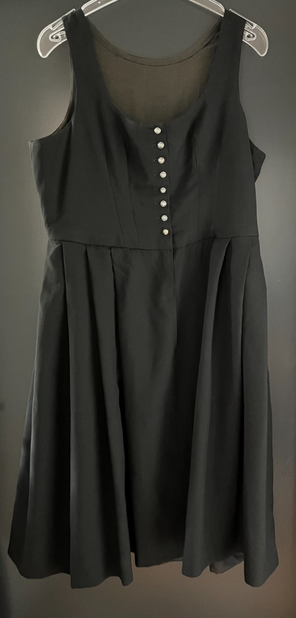 Damen Trachten Dirndl ärmellos schwarz geknöpft ca. Gr. 42