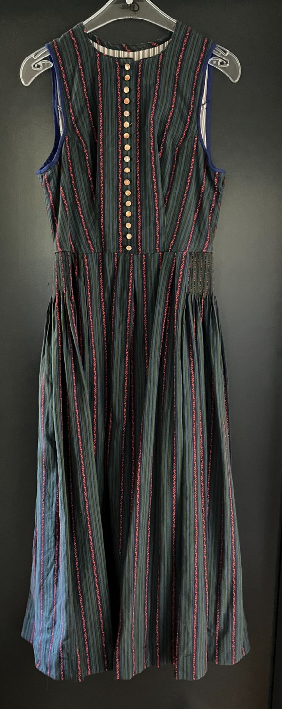 Damen Trachten Dirndl ärmellos Mehrfarbig gemustert ca. Gr. 36