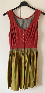 Damen Trachten Kleid ärmellos Rot/Grün ca. Gr. 36