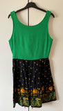 Damen Trachten Dirndl ärmellos Grün/Schwarz geblümt ca. Gr. 36