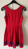 Damen Trachten Dirndl ärmellos Rot Stickerei ca. Gr. 36