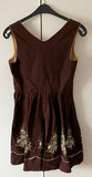 Damen Trachten Dirndl ärmellos Braun Stickerei Gr. 44 v. Rose Dirndl